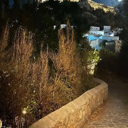 Gem * Lindos (Rhodes)